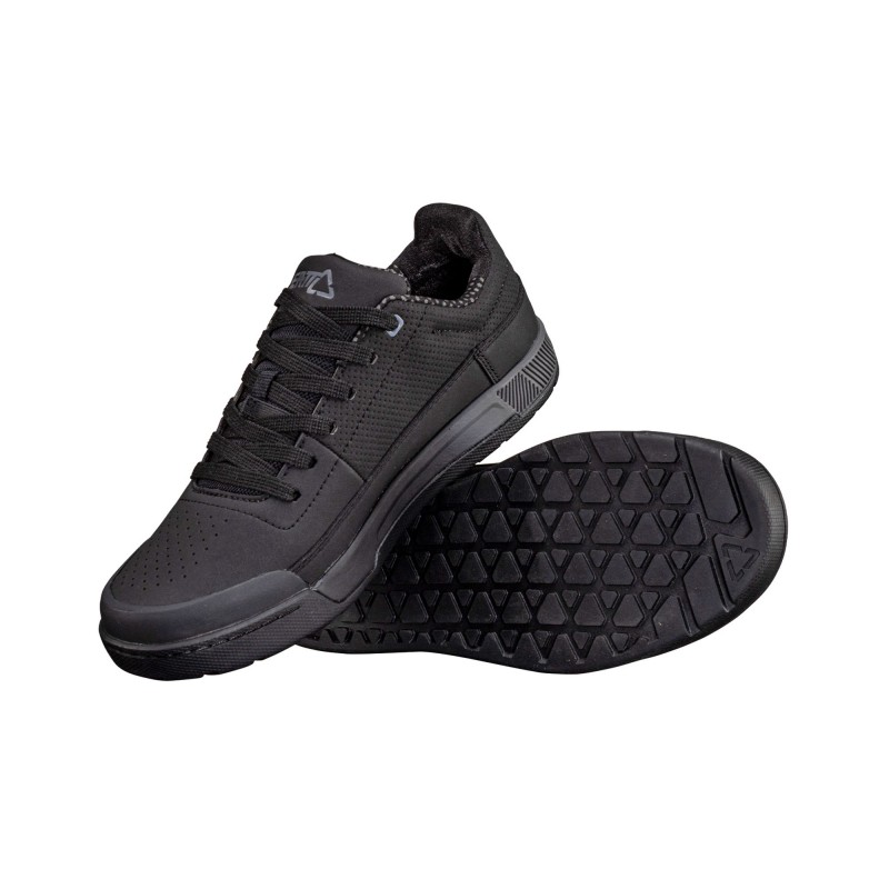 ČevljiFlat 2.0 Stealth
